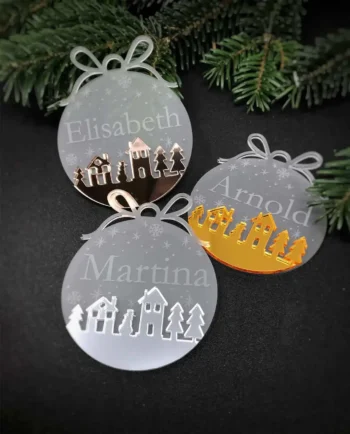 Personalisierte Weihnachtsbaumanhänger mit Namen, winterliche Motive, Weihnachtsdeko, madebyjason.at.